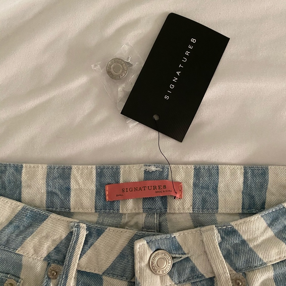 Mom Jeans!!